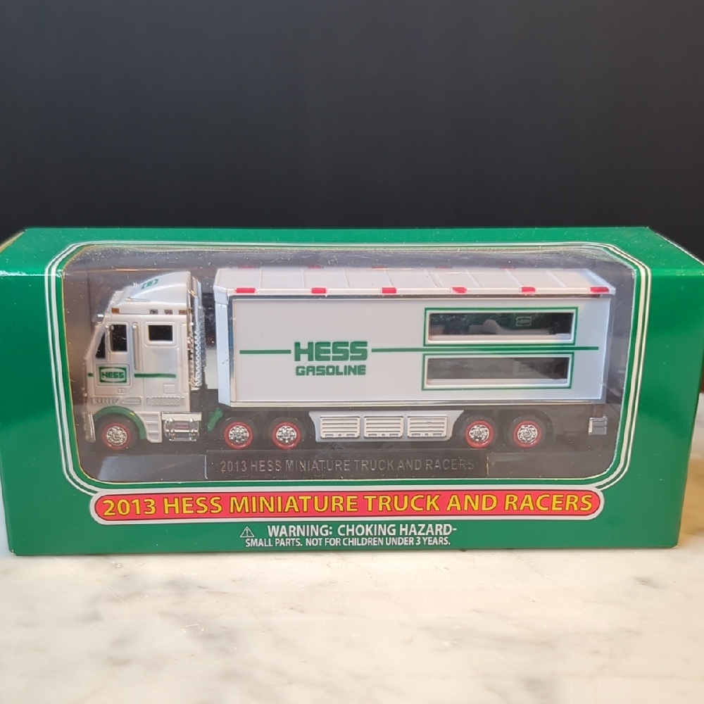 Hess Miniature Truck and Racers - White and Green